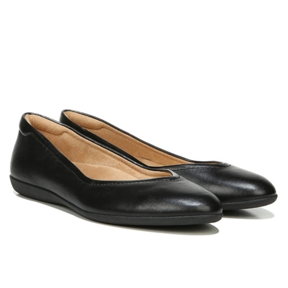 Naturalizer Vivienne Ballet Flat - Picture 1 of 12